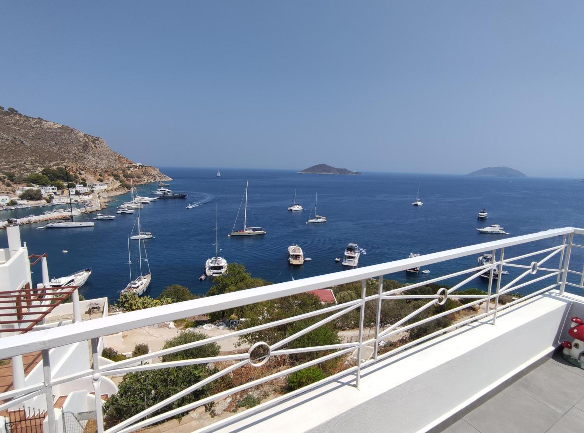 Infinity Blue Suite Panteli Exterior photo